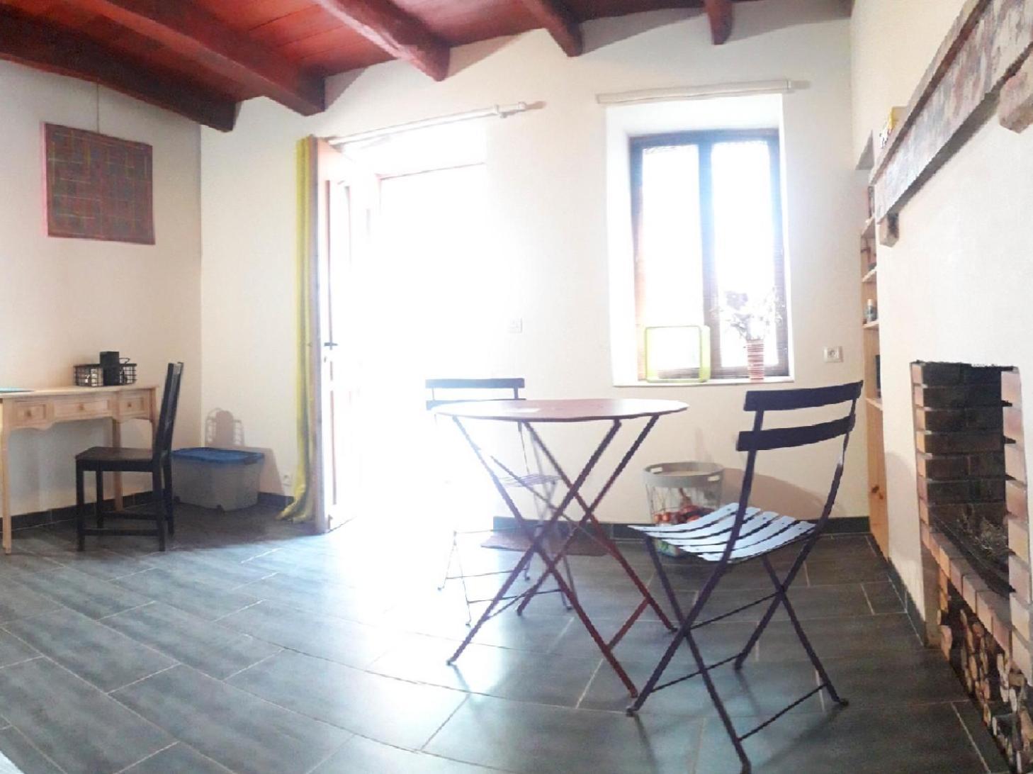 Chambre Double Vallon-en-Sully Екстериор снимка