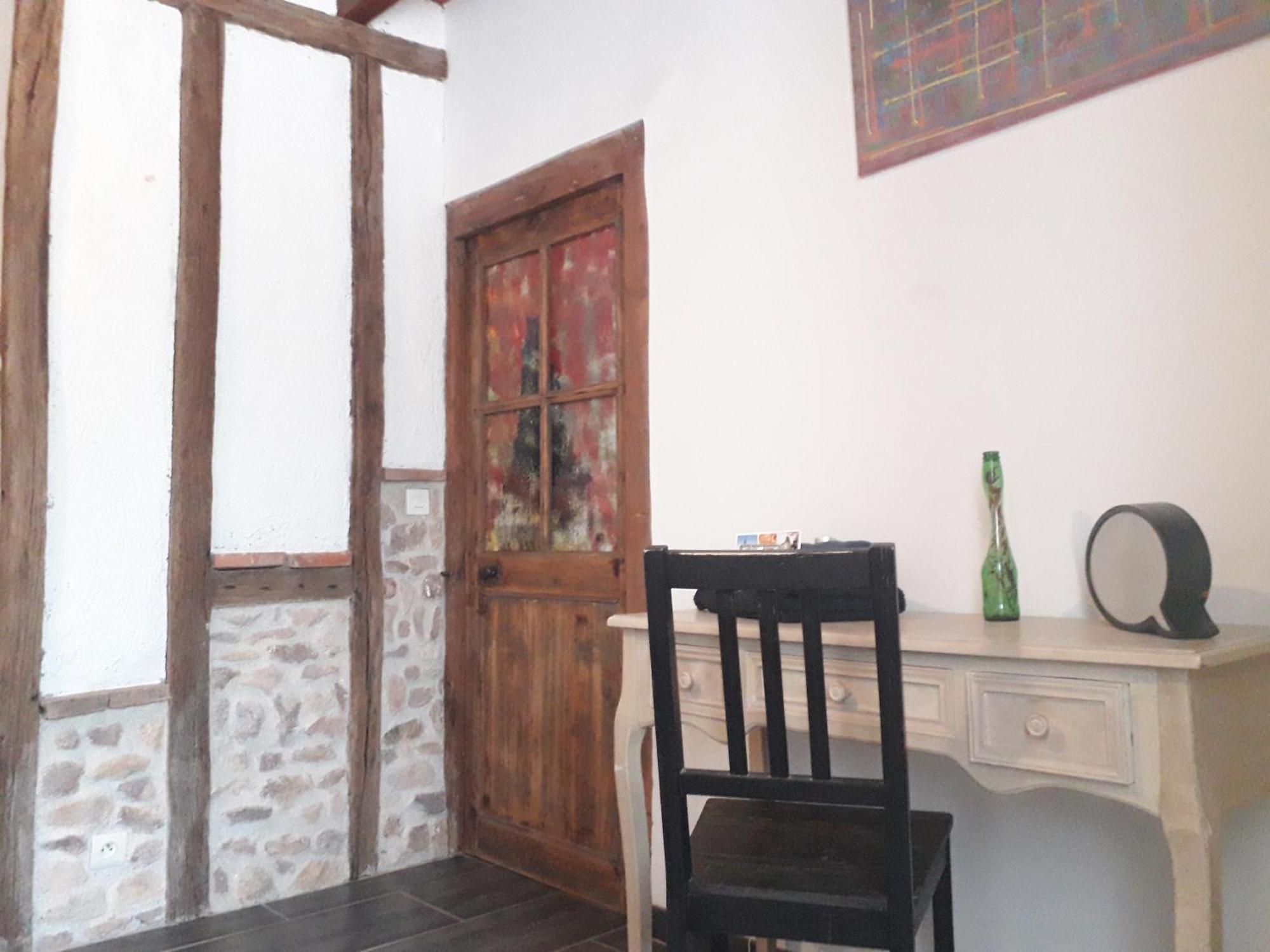 Chambre Double Vallon-en-Sully Екстериор снимка